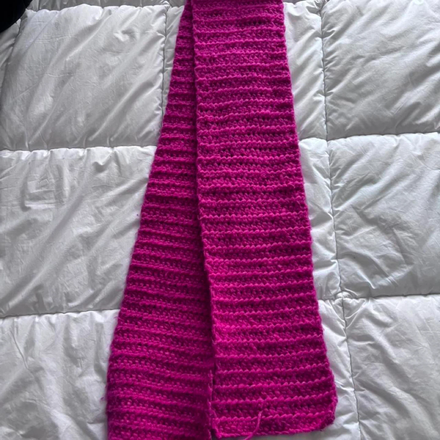 Crocheted hot pink Scarf - photo 2