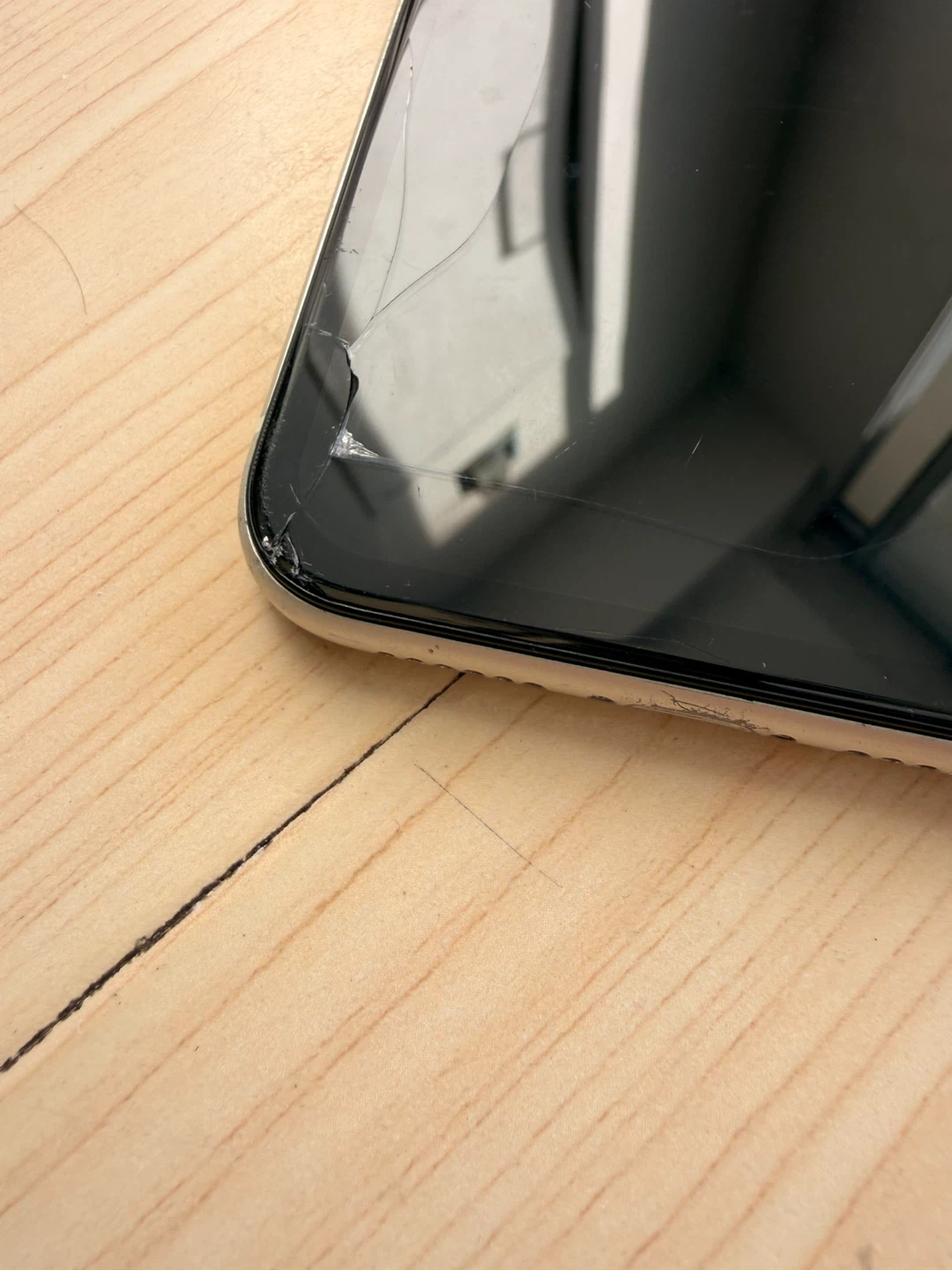 Apple iPhone 11 - White unlocked - photo 3