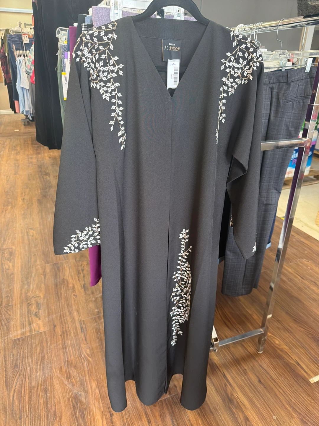 Kamsh Al Ayoon Black Embroidered Abaya