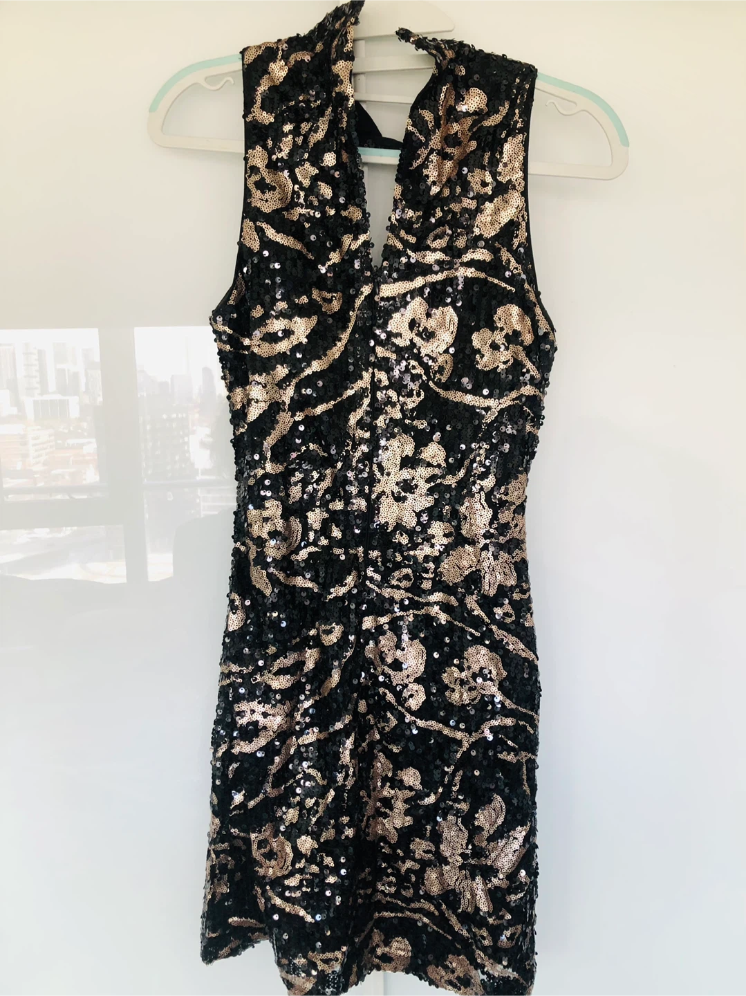 LE CHÂTEAU Black & Gold Sequin Dress - photo 3