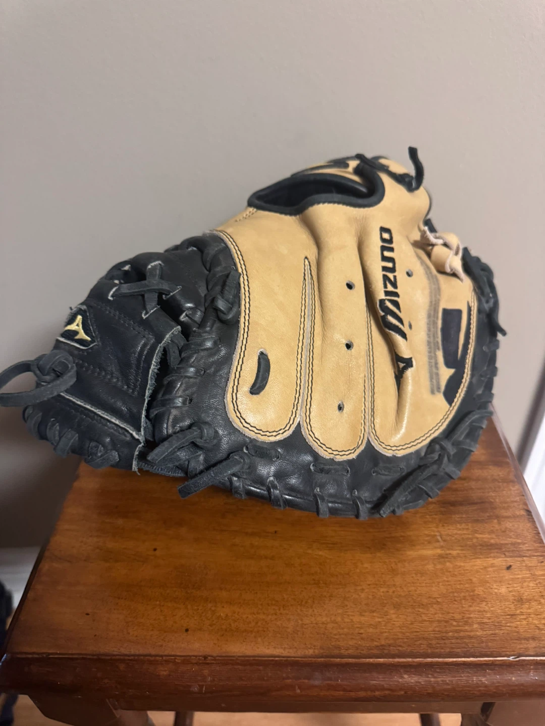 Mizuno Baseball Catcher’s Mitt CXC 26 - photo 3