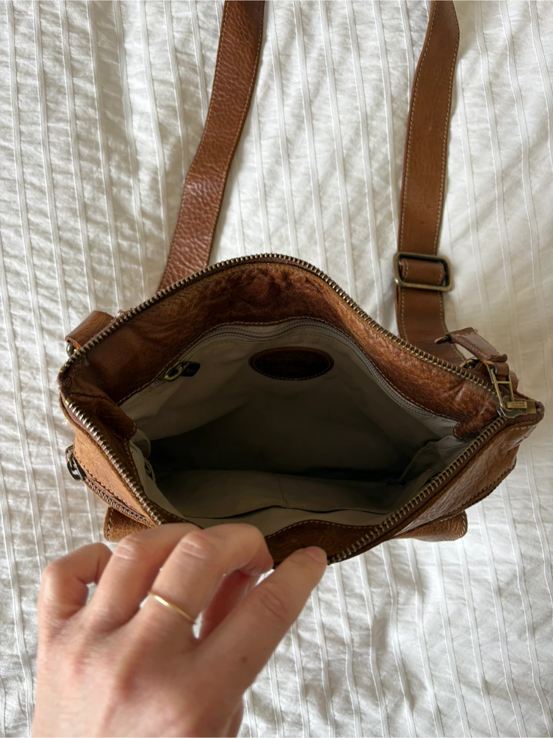 Roots cross body purse - photo 5