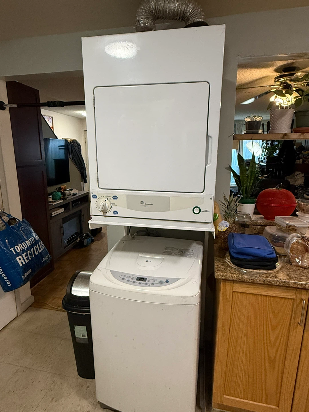 Spacemaker Stackable LG Washer GE Dryer Combo - photo 3