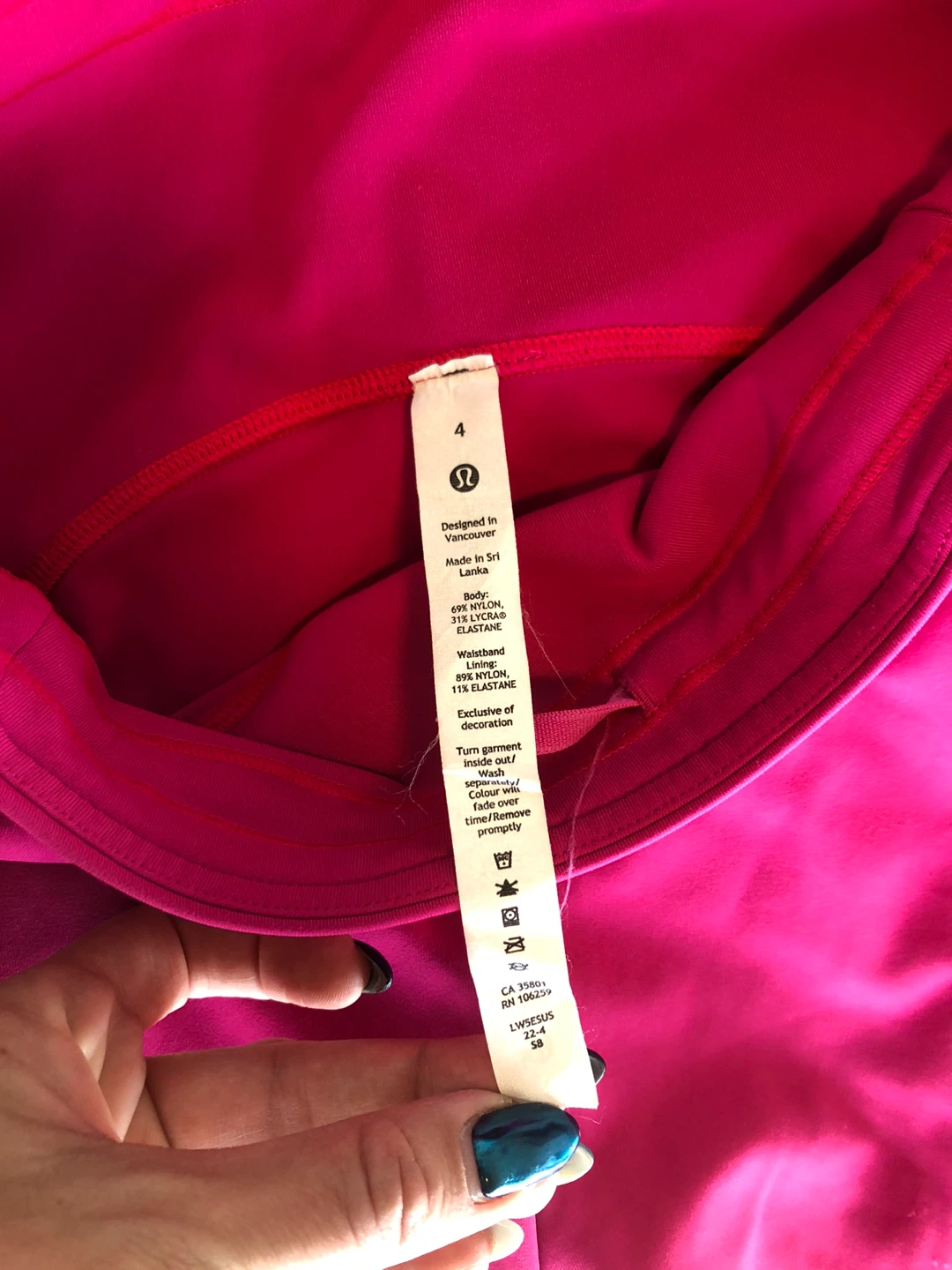 Lululemon Hot Pink Fuchsia Leggings - Size 4 - photo 3