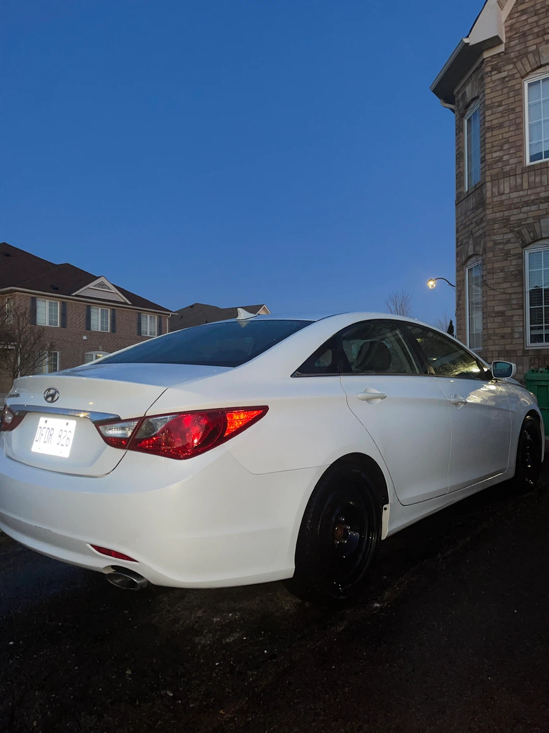 2013 White Hyundai Sonata Sedan - New Engine - photo 2