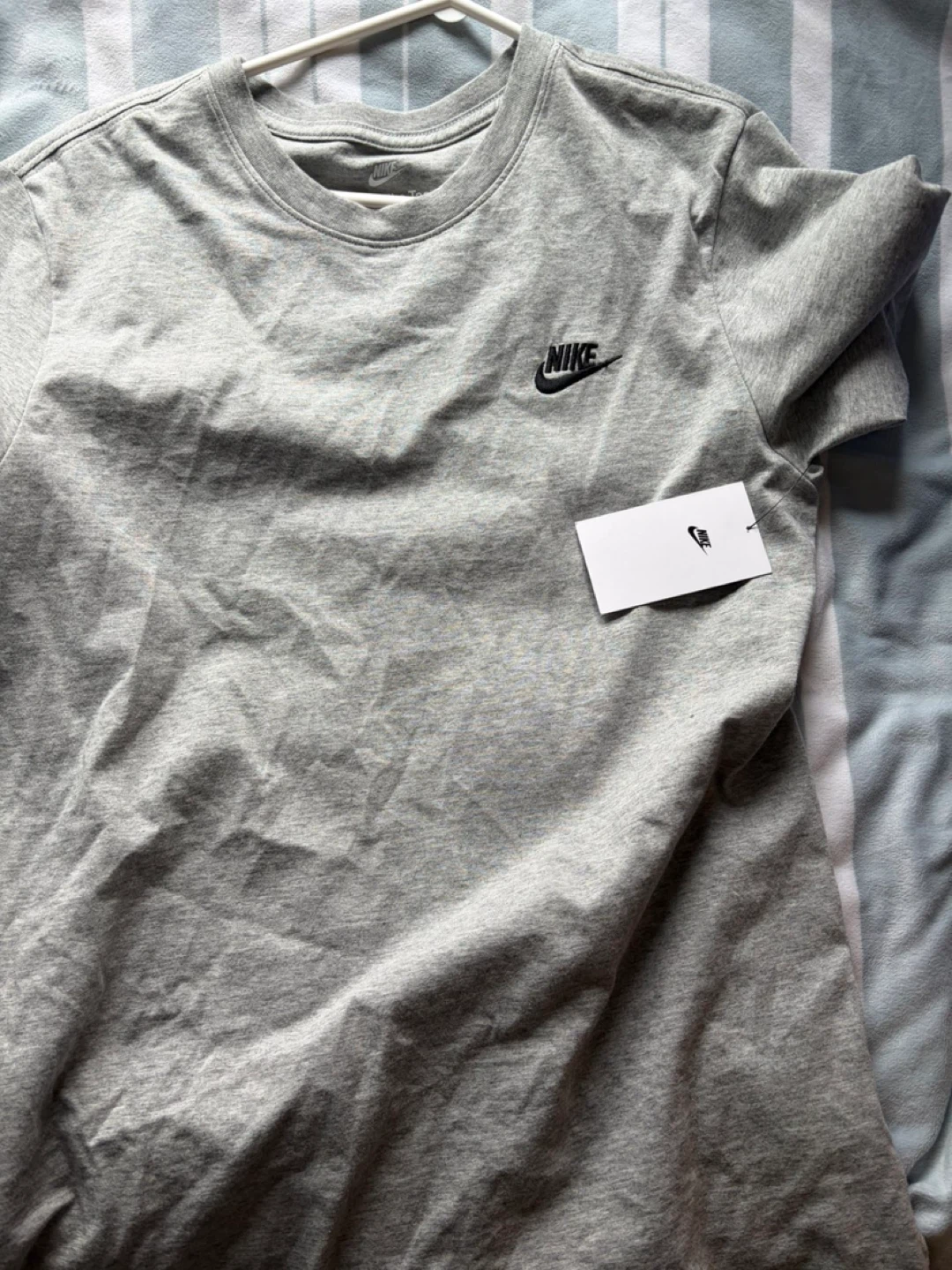 Nike The Nike Tee T-Shirt - Grey - Size S