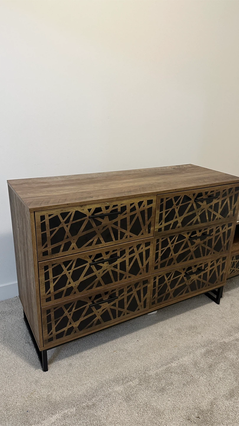 6-drawer chest and matching nightstand - photo 2