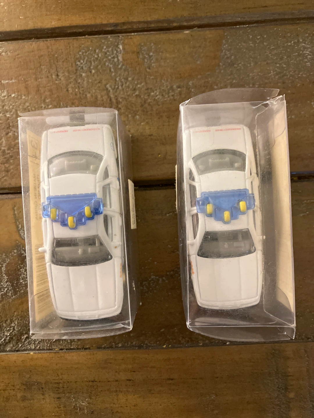 2 Diecast Chicago Police Cars - photo 2