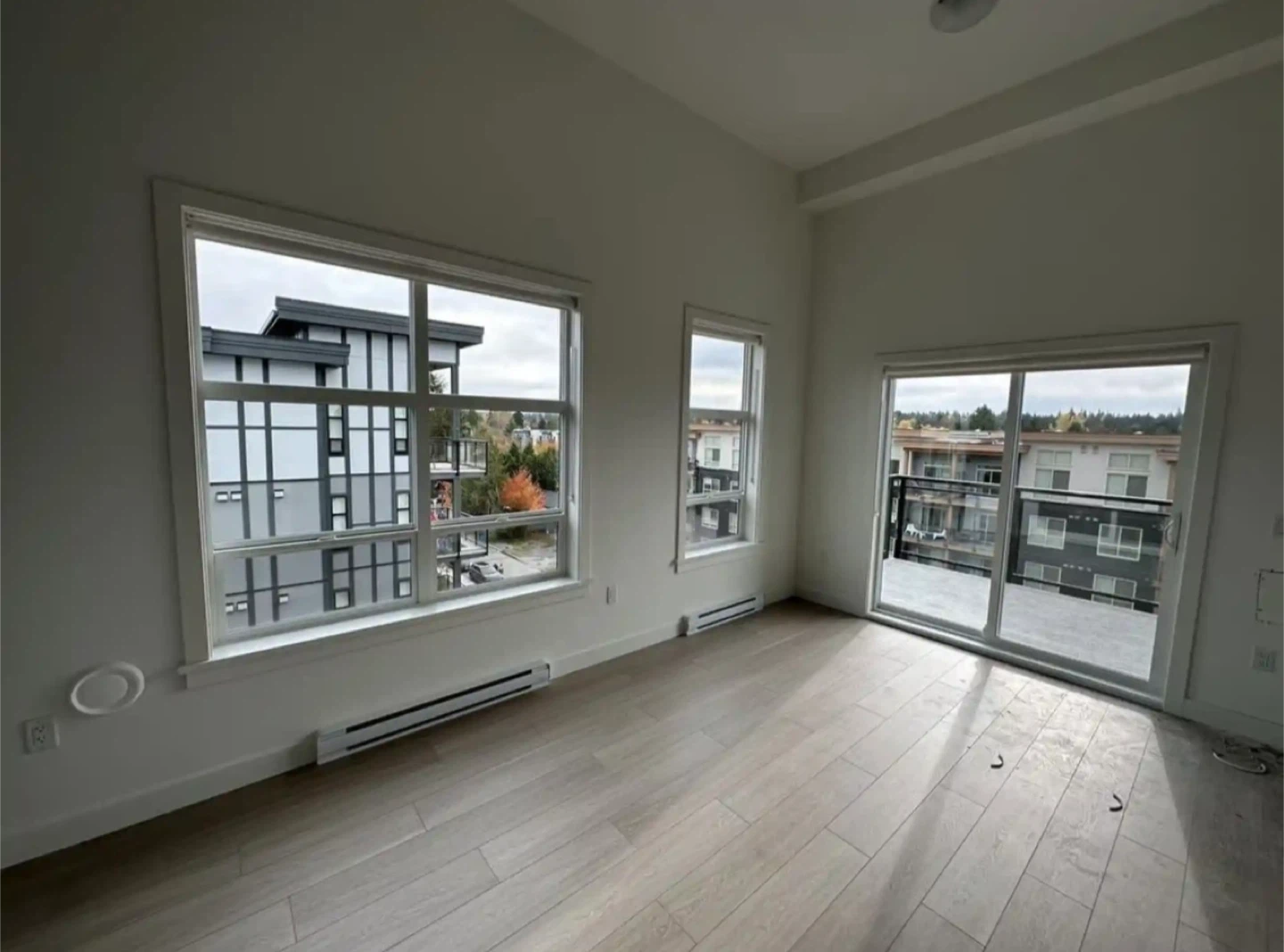 Spacious 2 bed 2 bath for rent in Langley - photo 4