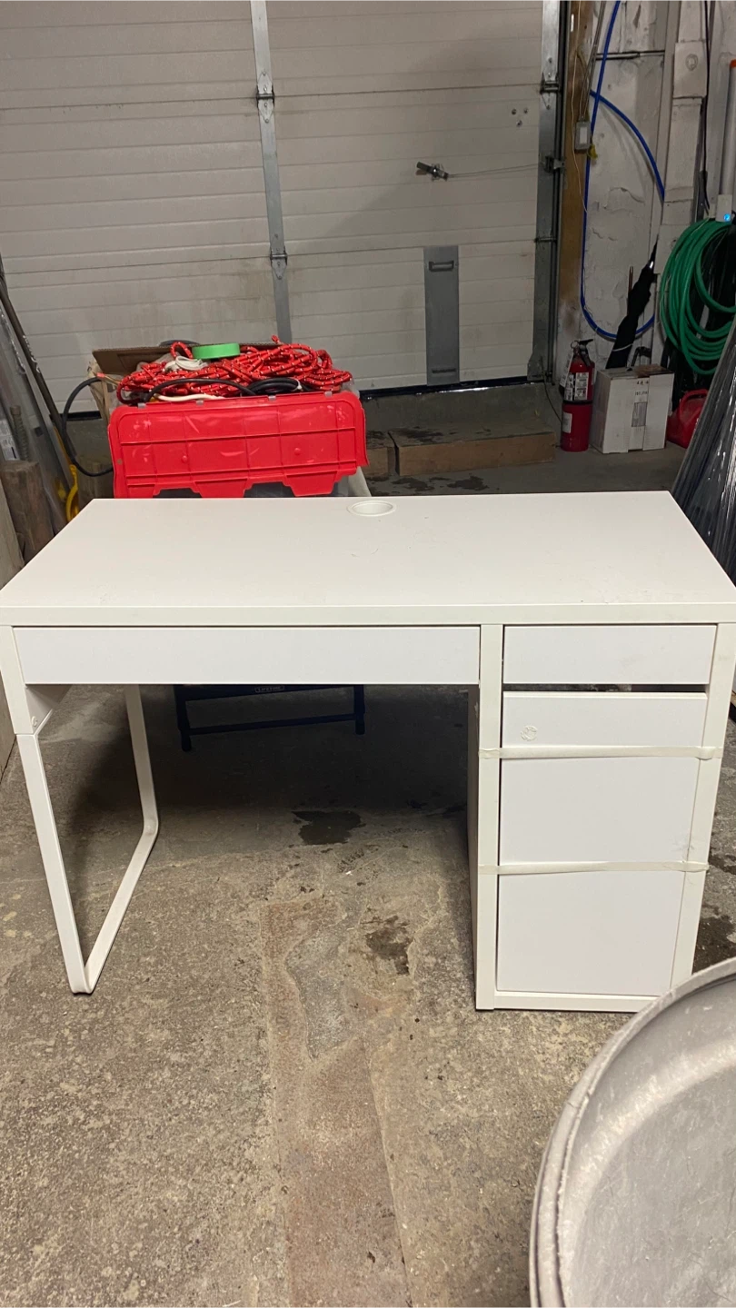 IKEA MICKE White Desk with Drawers - photo 2