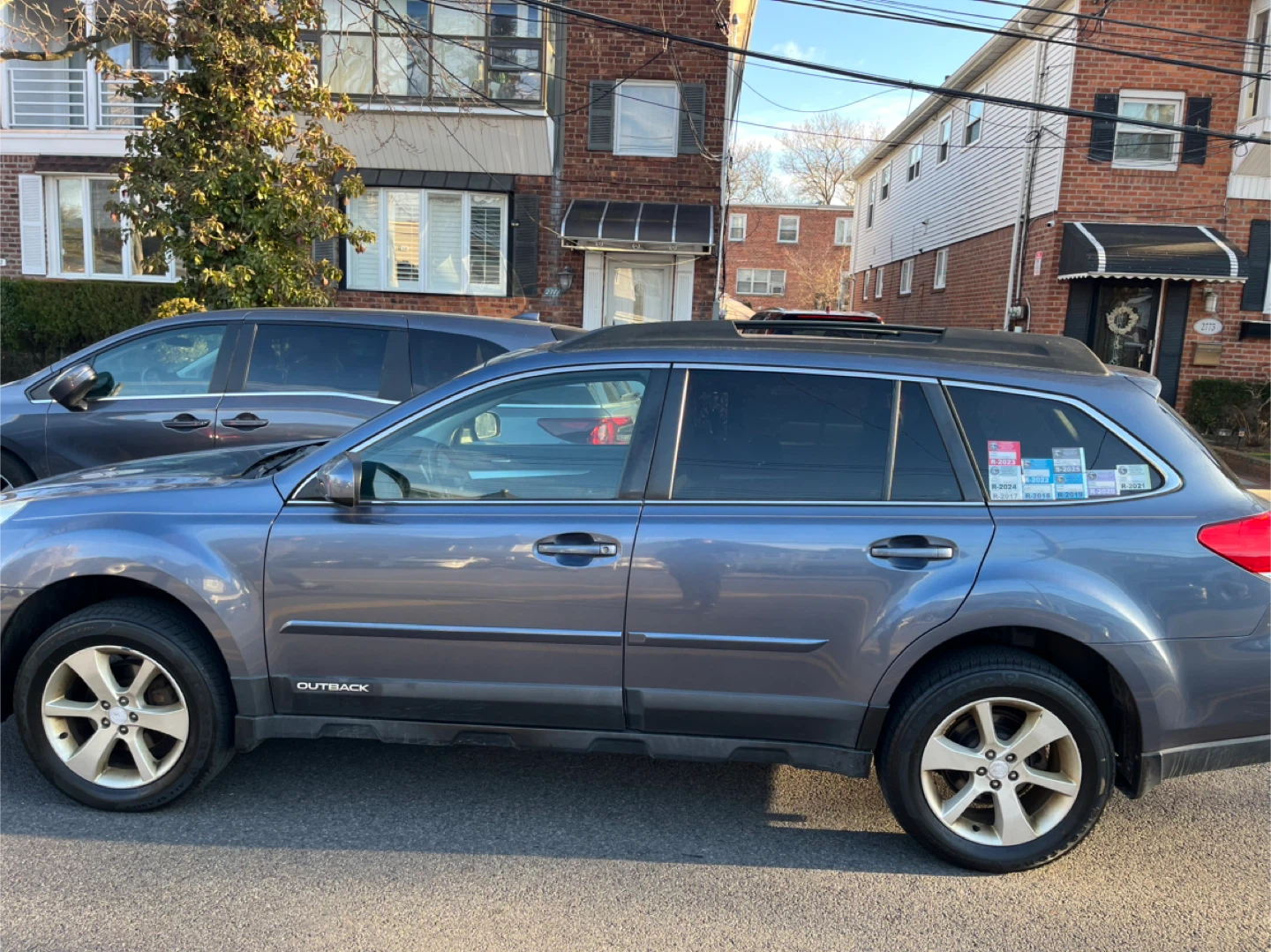 Subaru Outback 2.5i SUV - photo 3