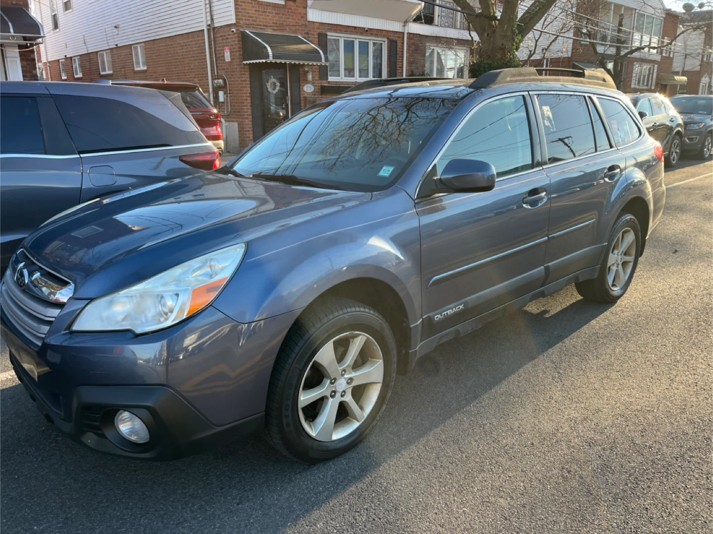 Subaru Outback 2.5i SUV - photo 2