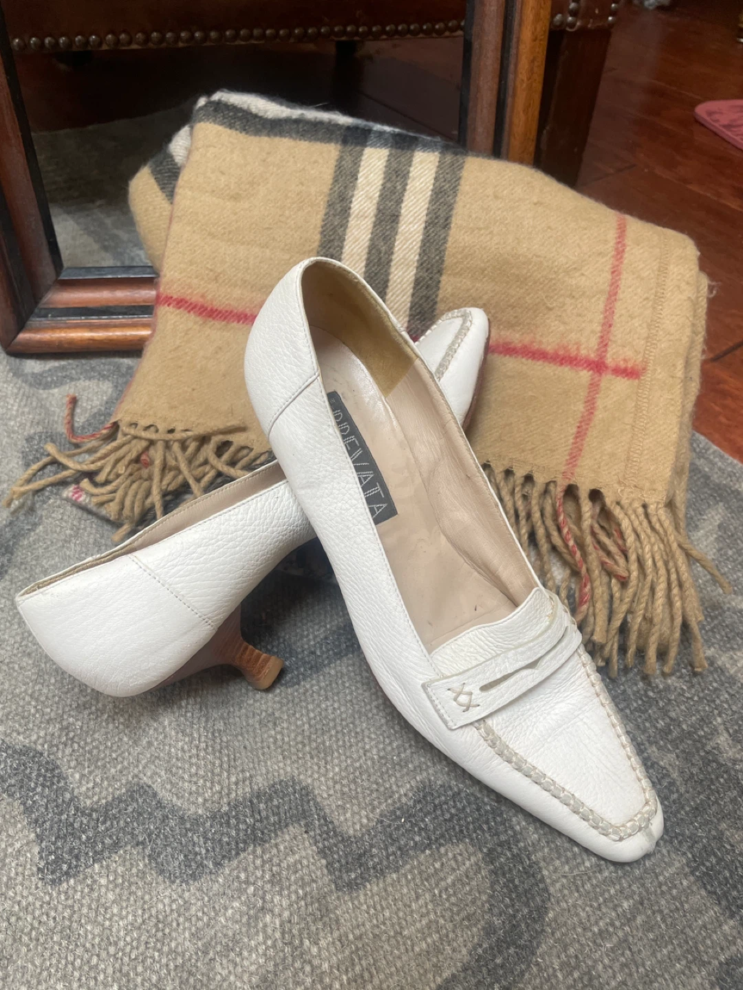 PREVATA White Leather Loafer Heels Size 8 Made in Italy