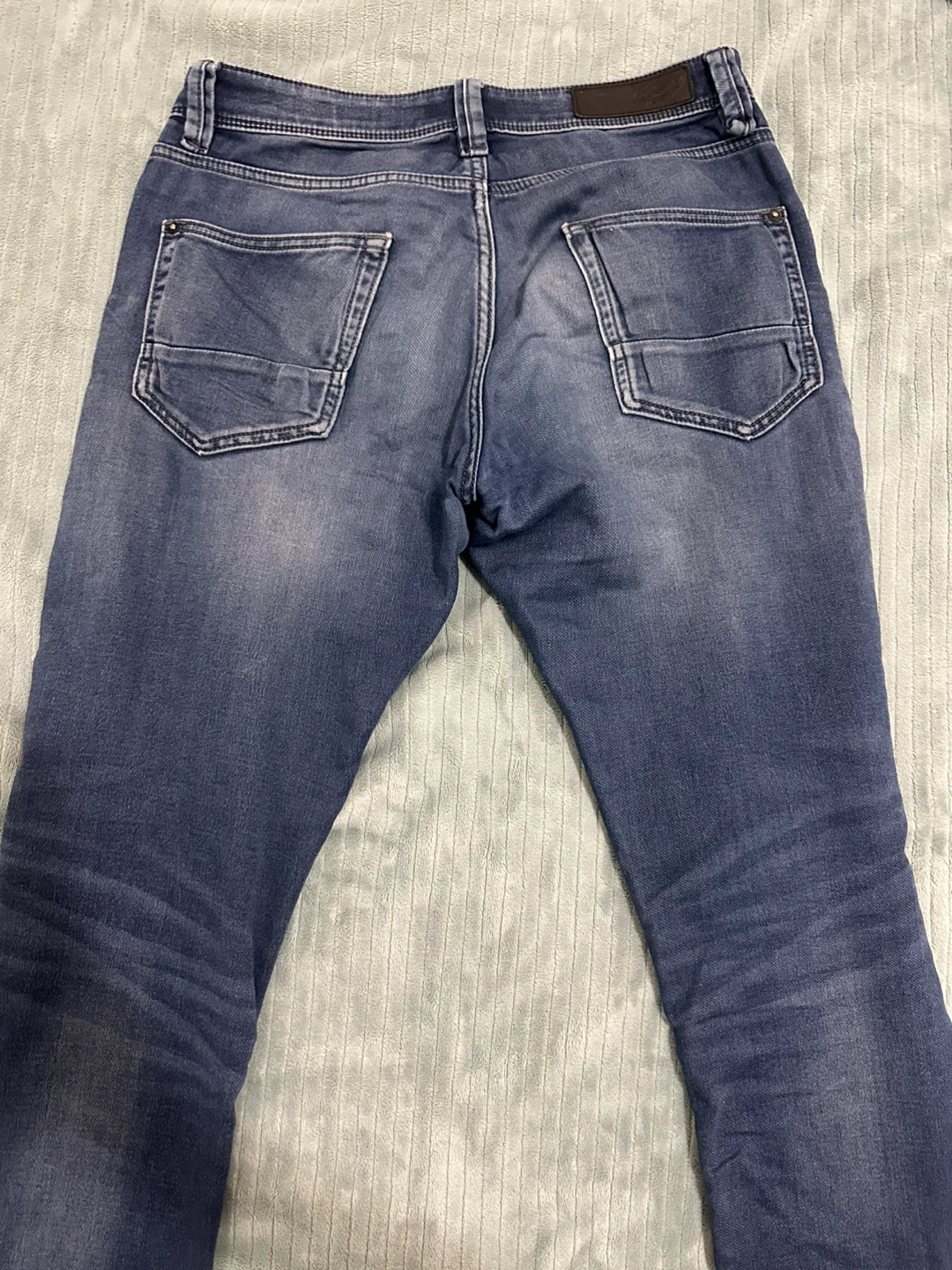 Hang Ten Navy Hoodie and Blue Jeans - photo 5