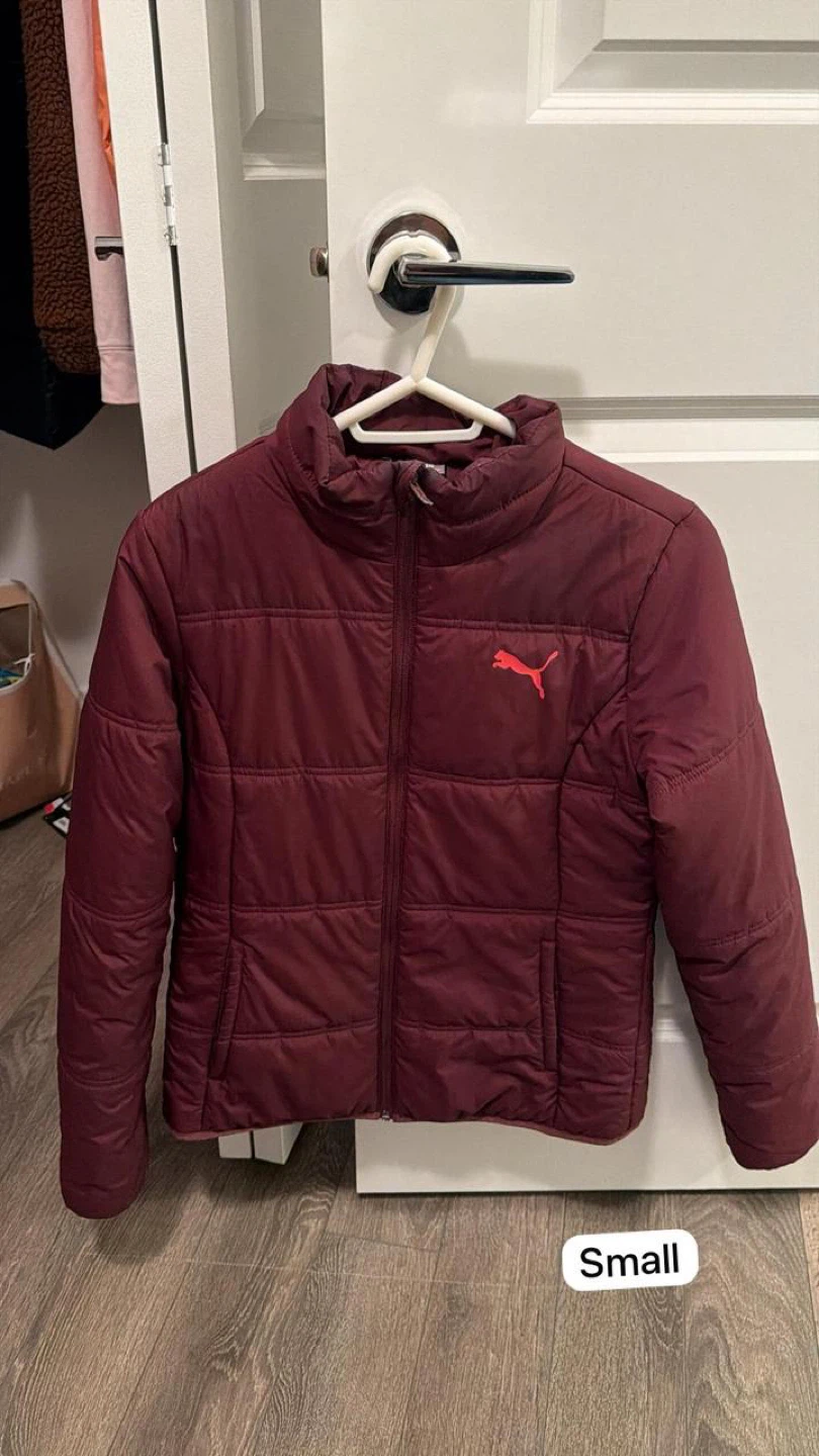 Puma Burgundy Puffer Jacket - Small