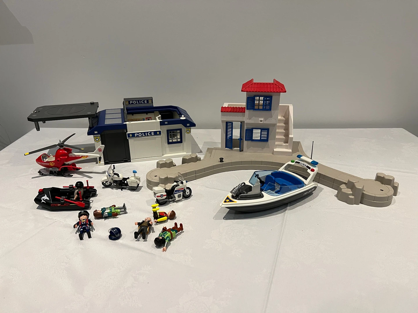 Playmobil Police Station and Vehicles Playset - photo 5