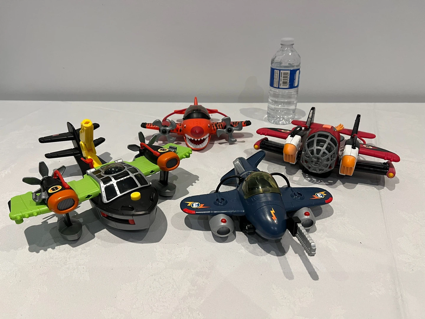 Set of 4 Toy Airplanes - photo 2