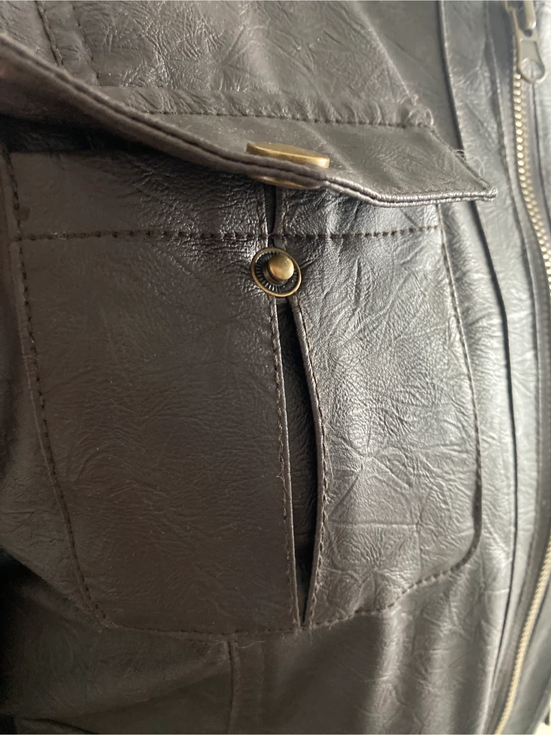 Two (2) Vegan Leather bomber style jackets - photo 3