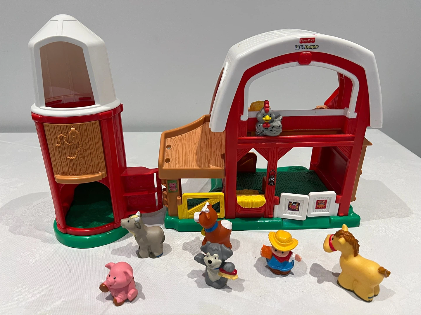 Little People Fisher-Price Barn and Silo with Animals