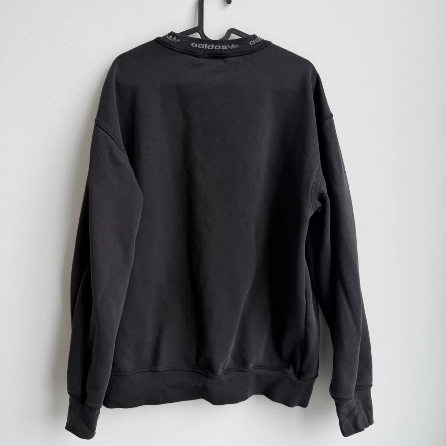Adidas Crewneck Sweatshirt - Black - Medium - photo 5