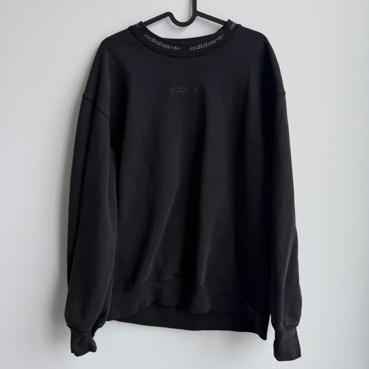 Adidas Crewneck Sweatshirt - Black - Medium