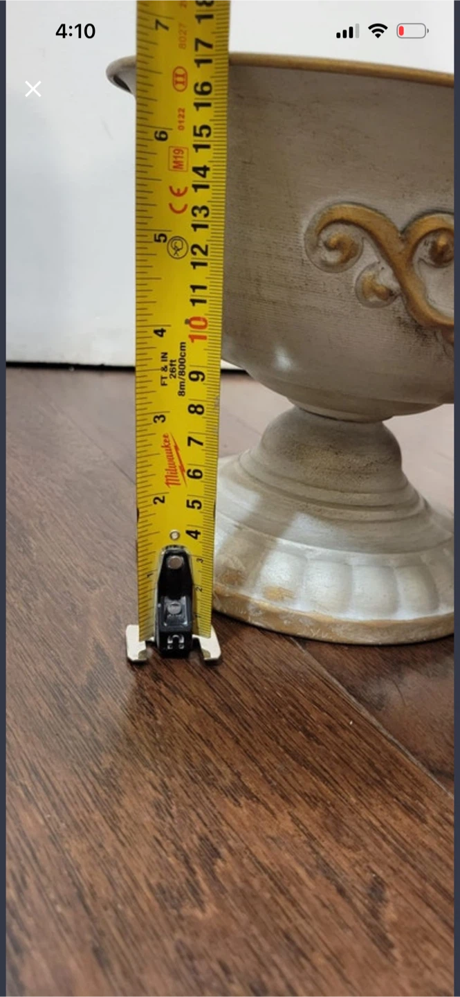 Decorative Urn/Planter