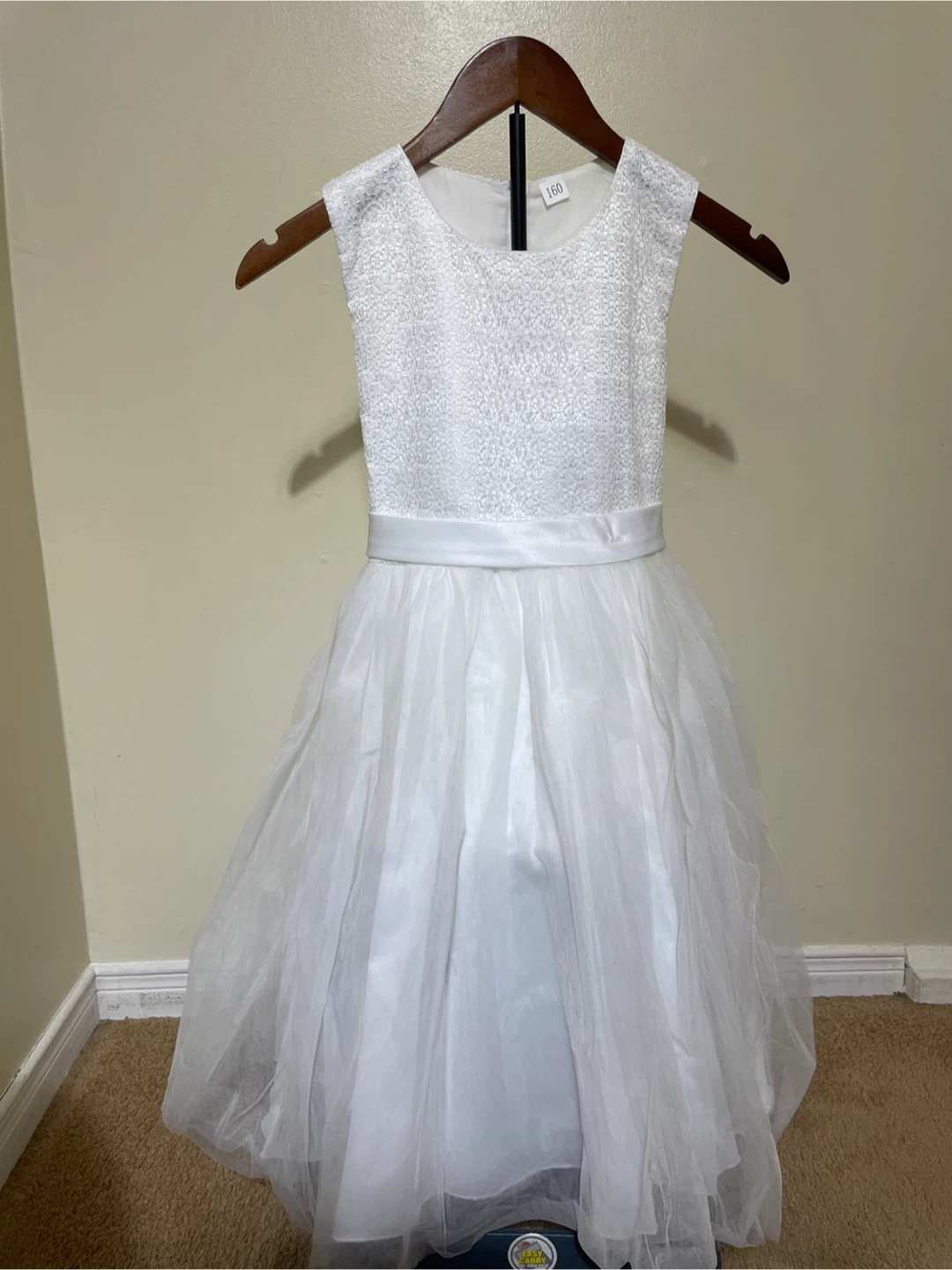 White Flower Girl/Communion Dress - photo 4