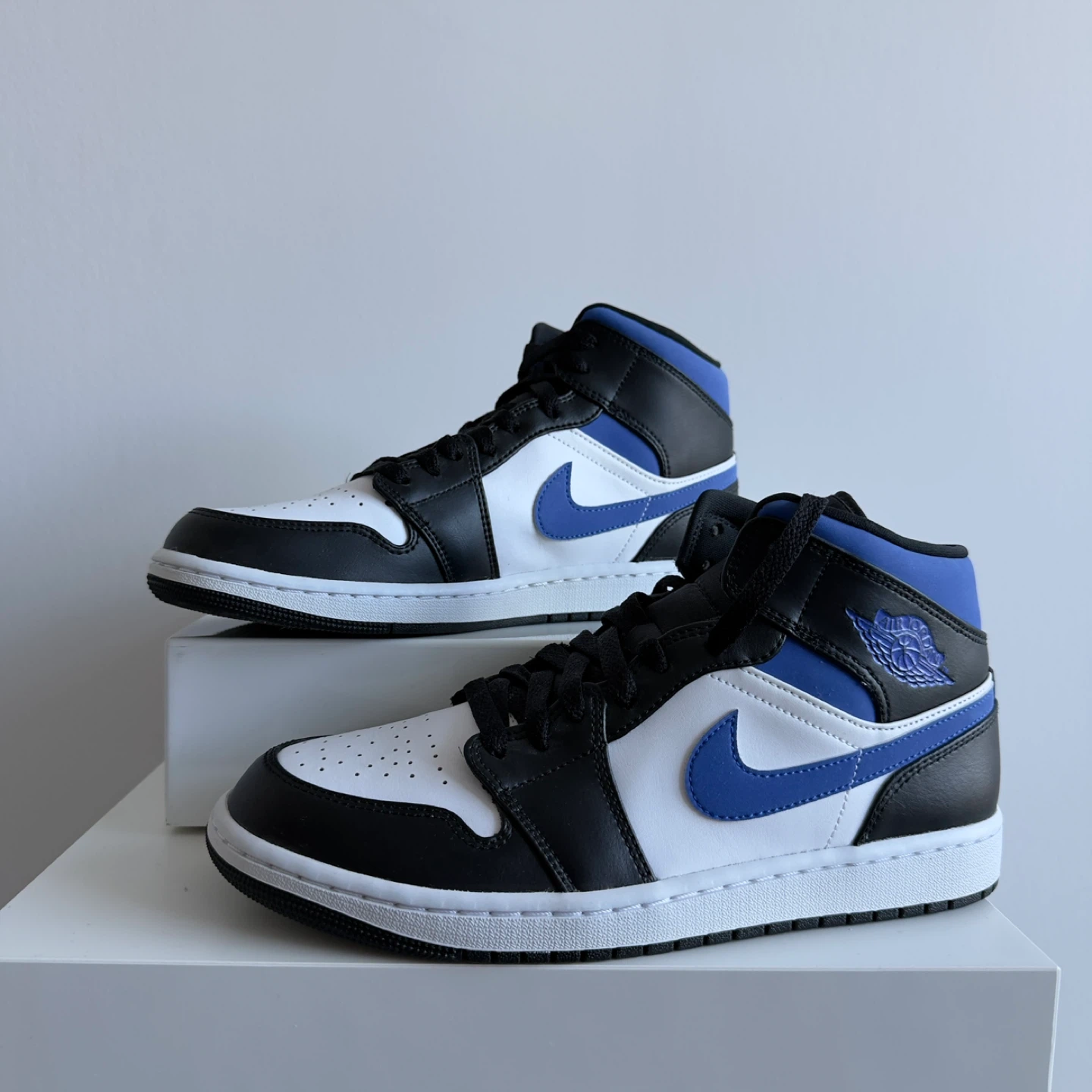 Air Jordan 1 Mid SE Shoes
