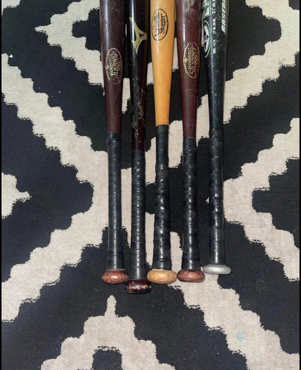 Lot of 5 Baseball Bats - photo 4