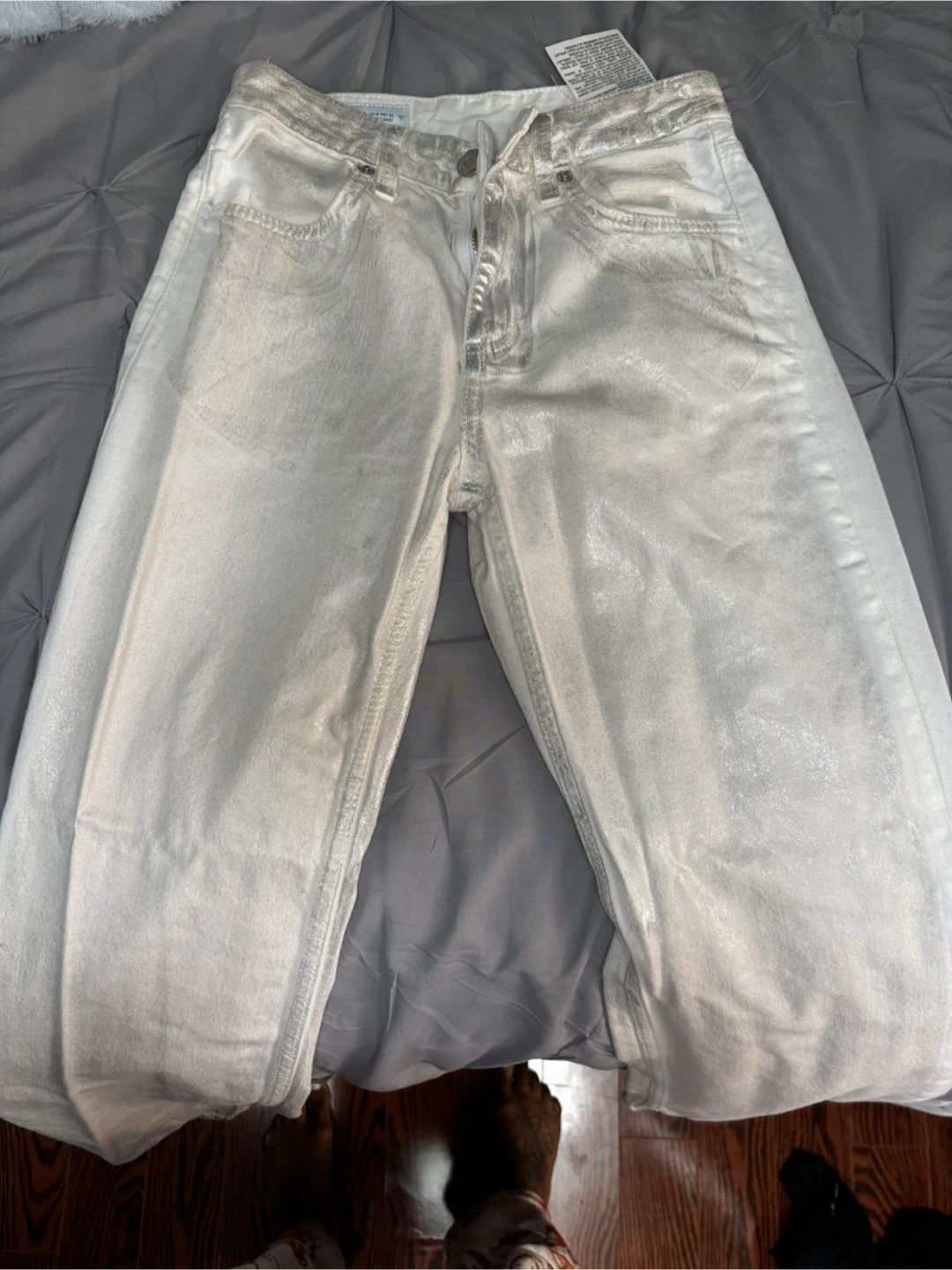 ZARA White Metallic Jeans Size 32