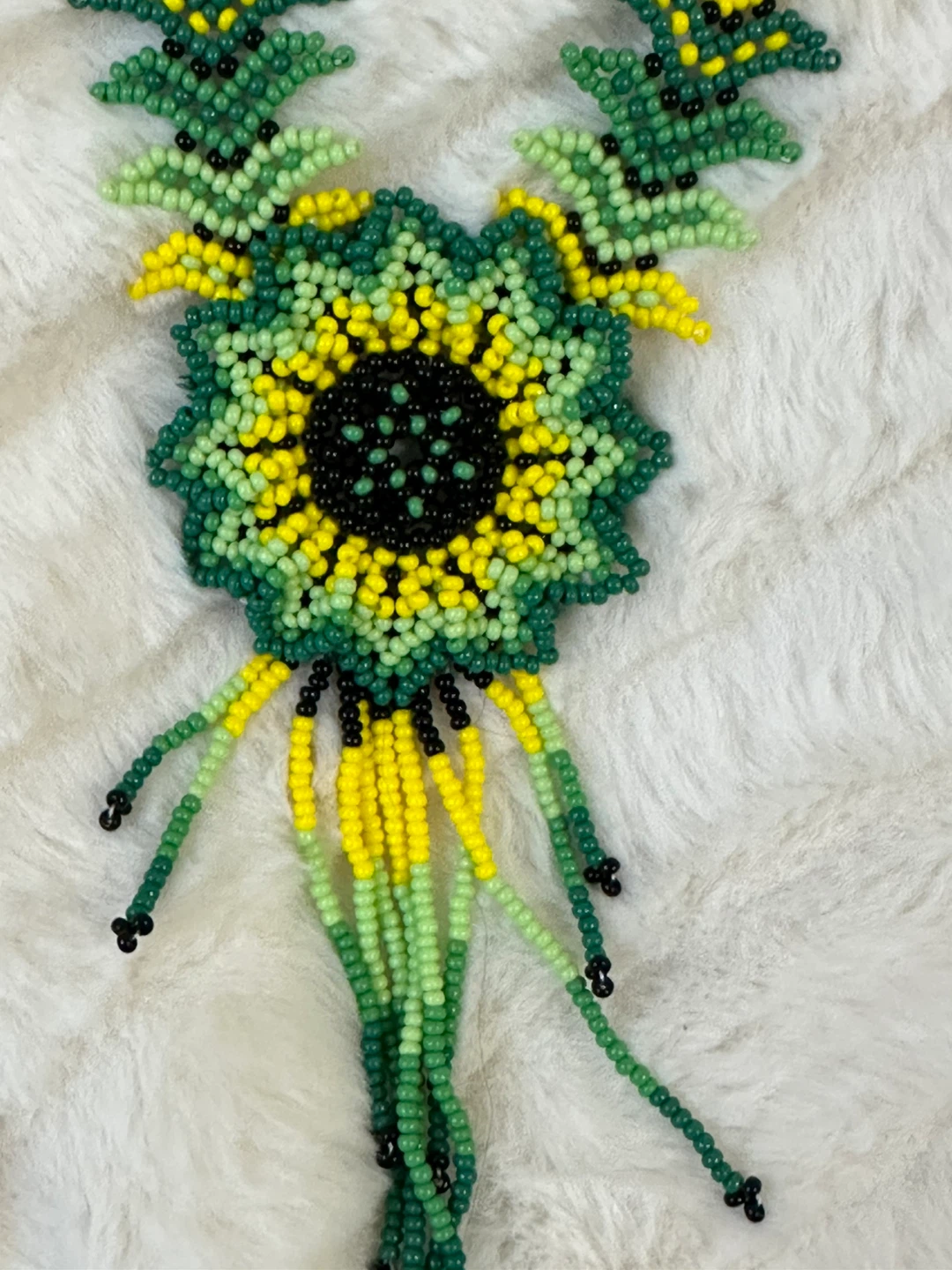 Elegant Handmade Huichol-style Beaded Jewelry Set - photo 3