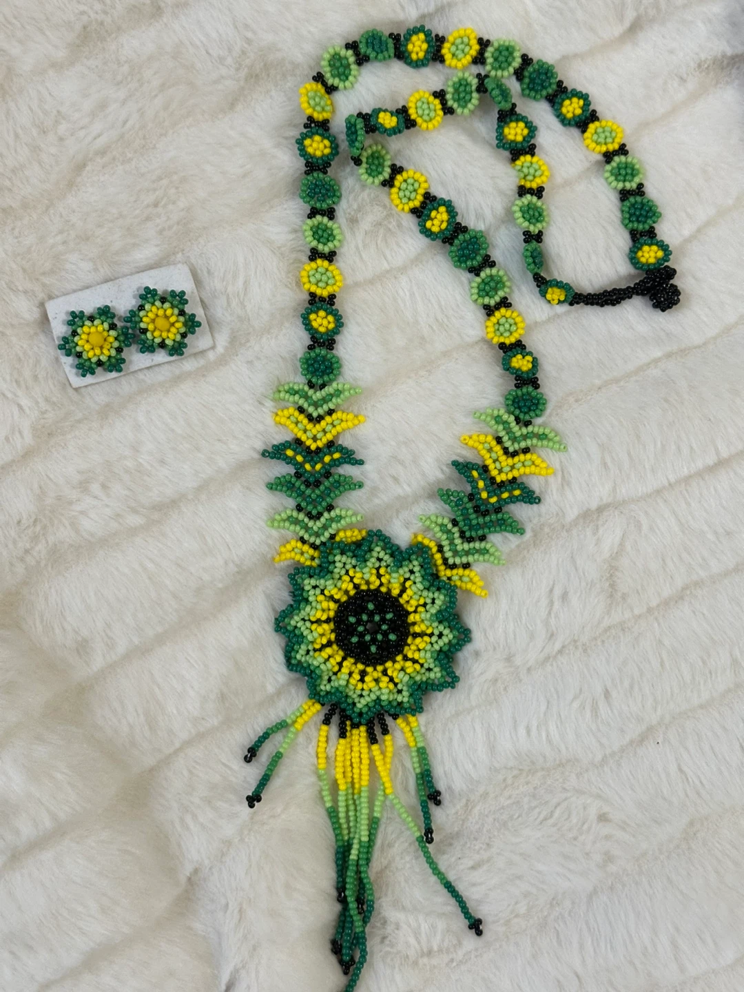 Elegant Handmade Huichol-style Beaded Jewelry Set