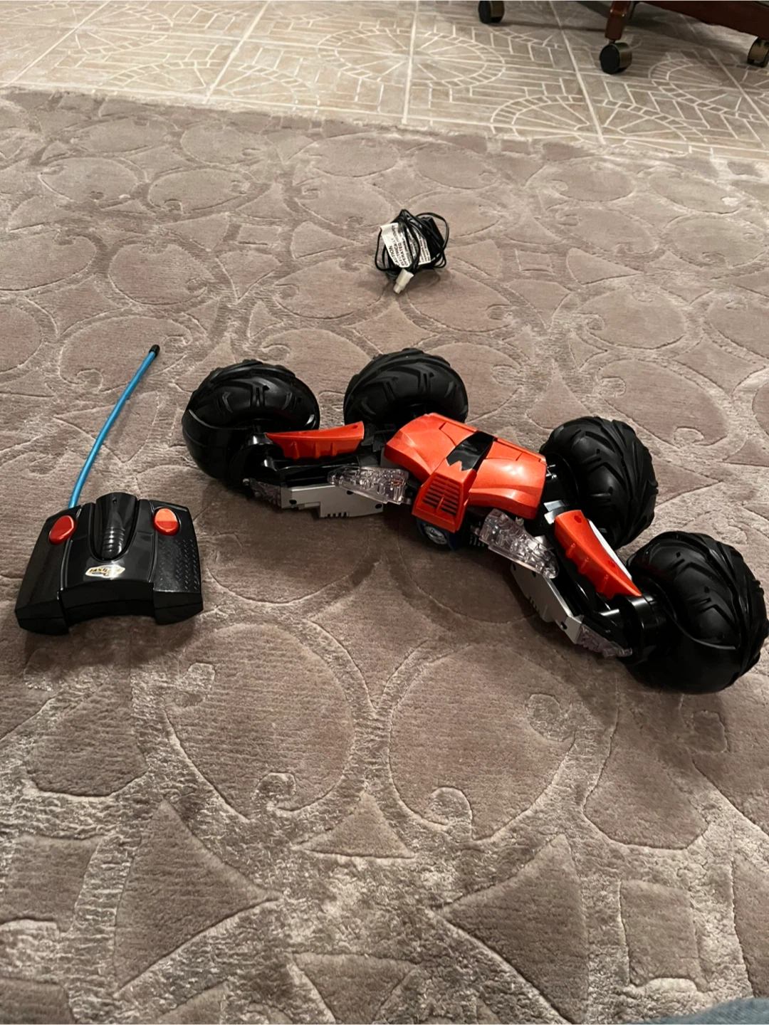 2 Remote Controlled RC Cars - photo 5
