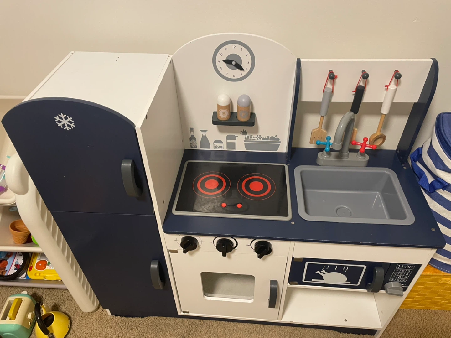 Wooden Kitchen pretend play set - photo 3