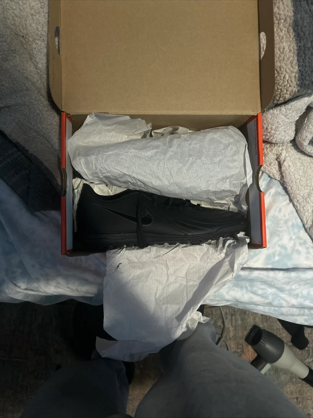 Nike Black Soccer Cleats in Box - photo 2