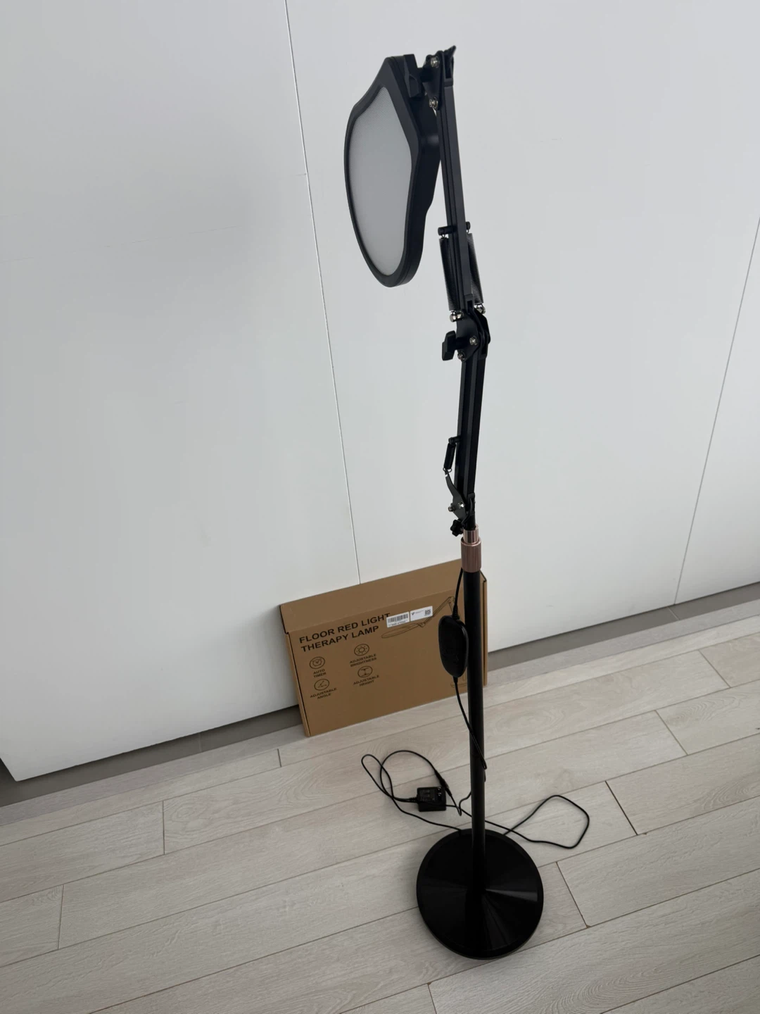 Infrared Light Therapy Floor Lamp - photo 3