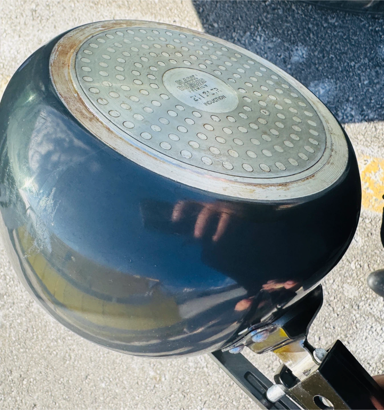 Pressure Cooker for sale (2L) - photo 4