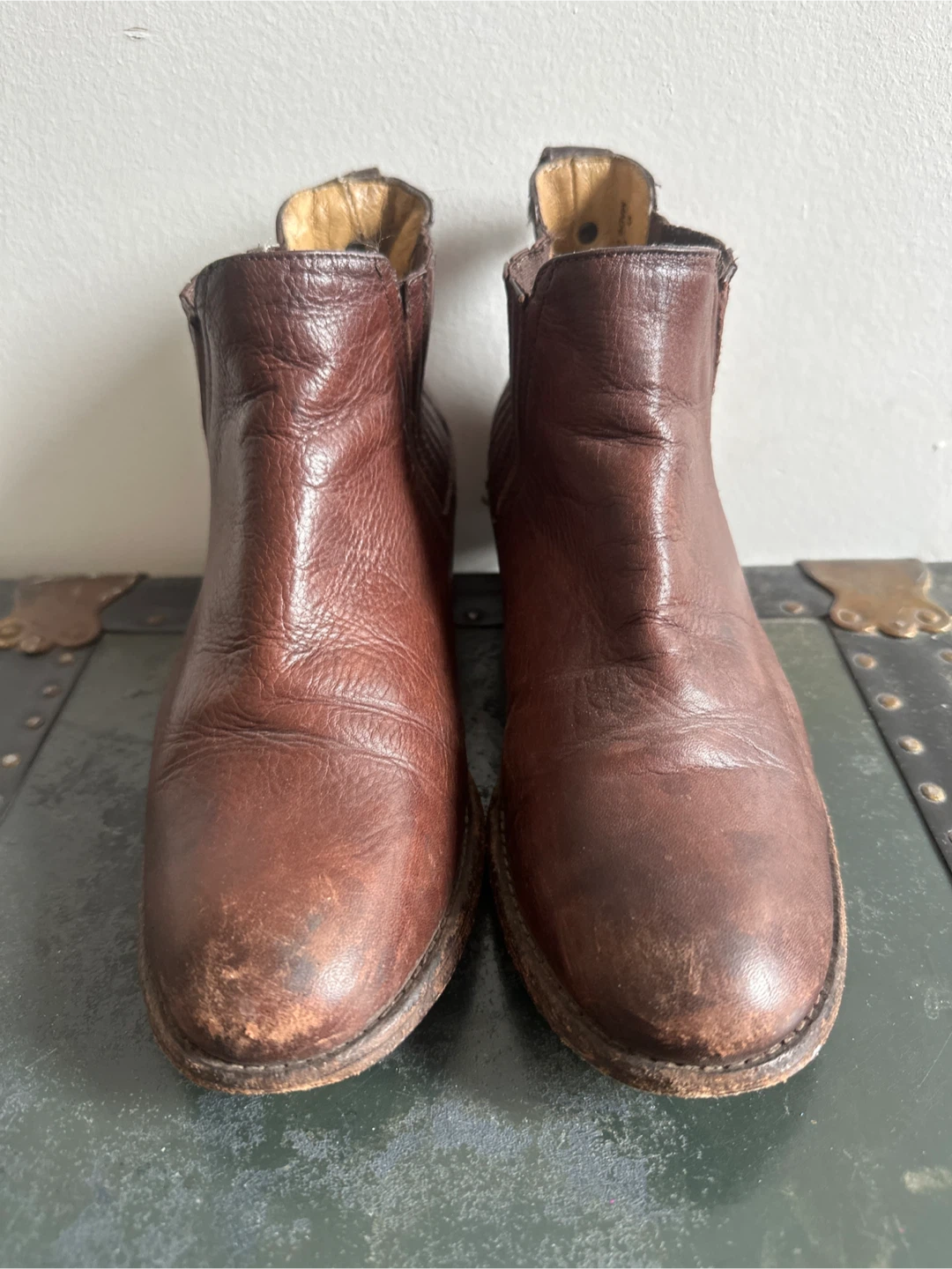 FRYE Brown Leather Chelsea Boots - Size 8 - photo 5