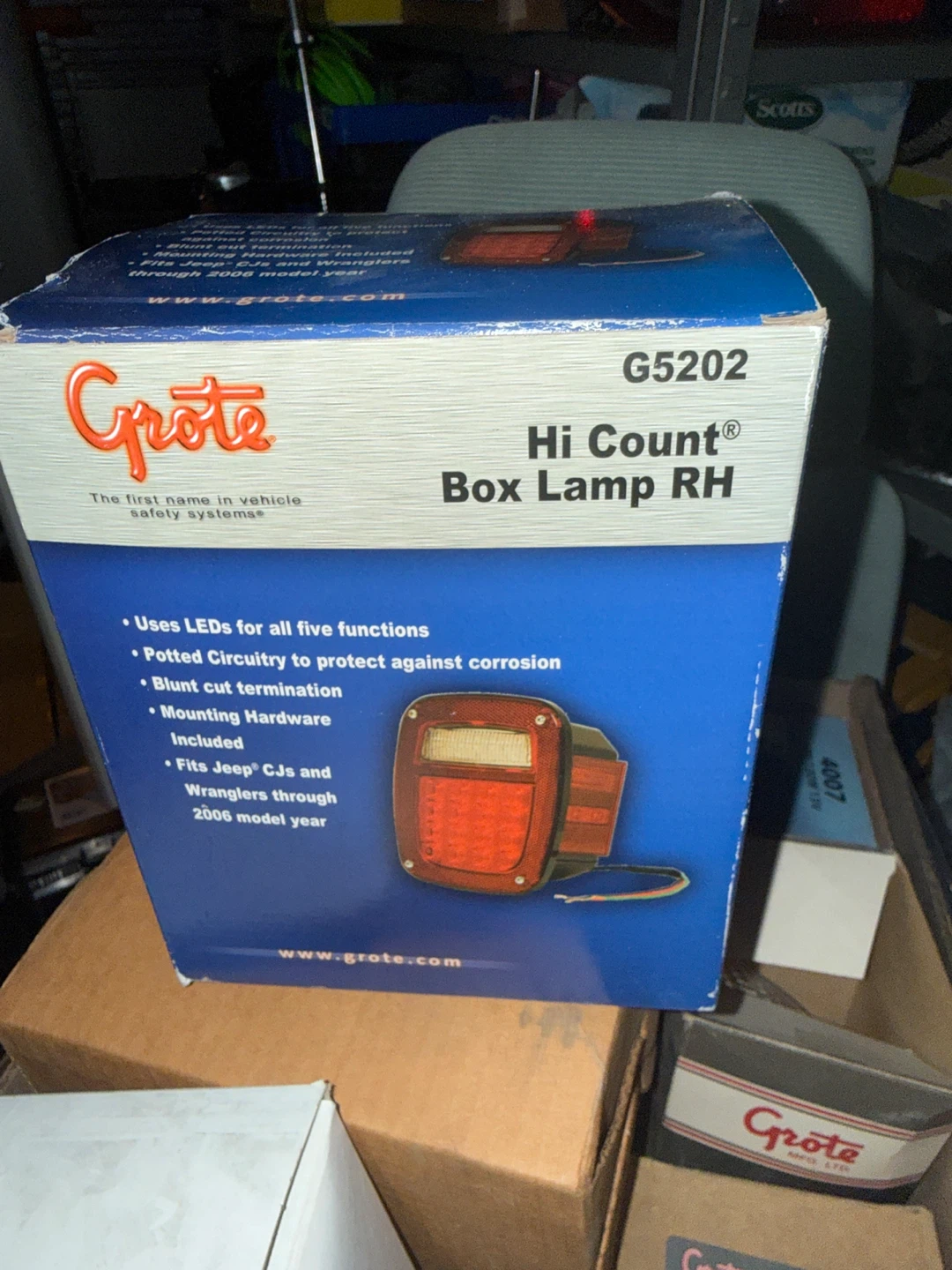 Grote G5202 Hi Count Box Lamp RH