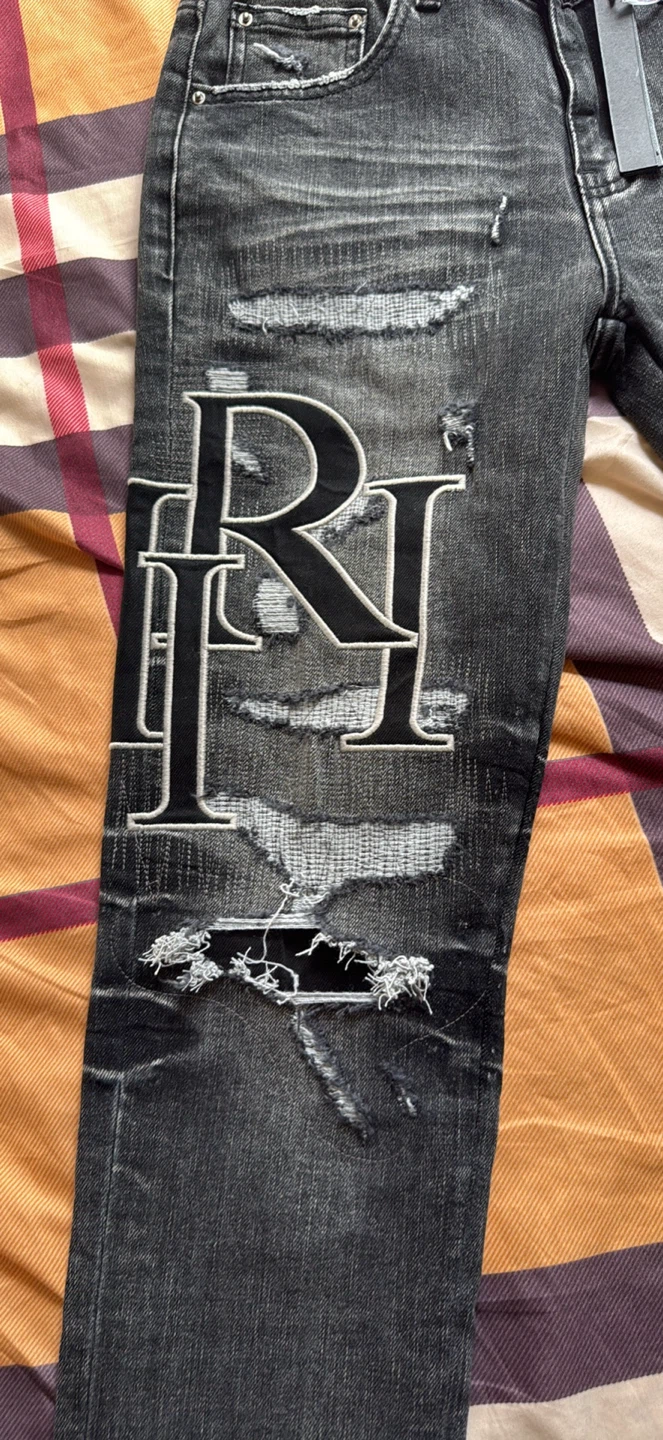 AMIRI Distressed Logo Jeans Black - photo 4