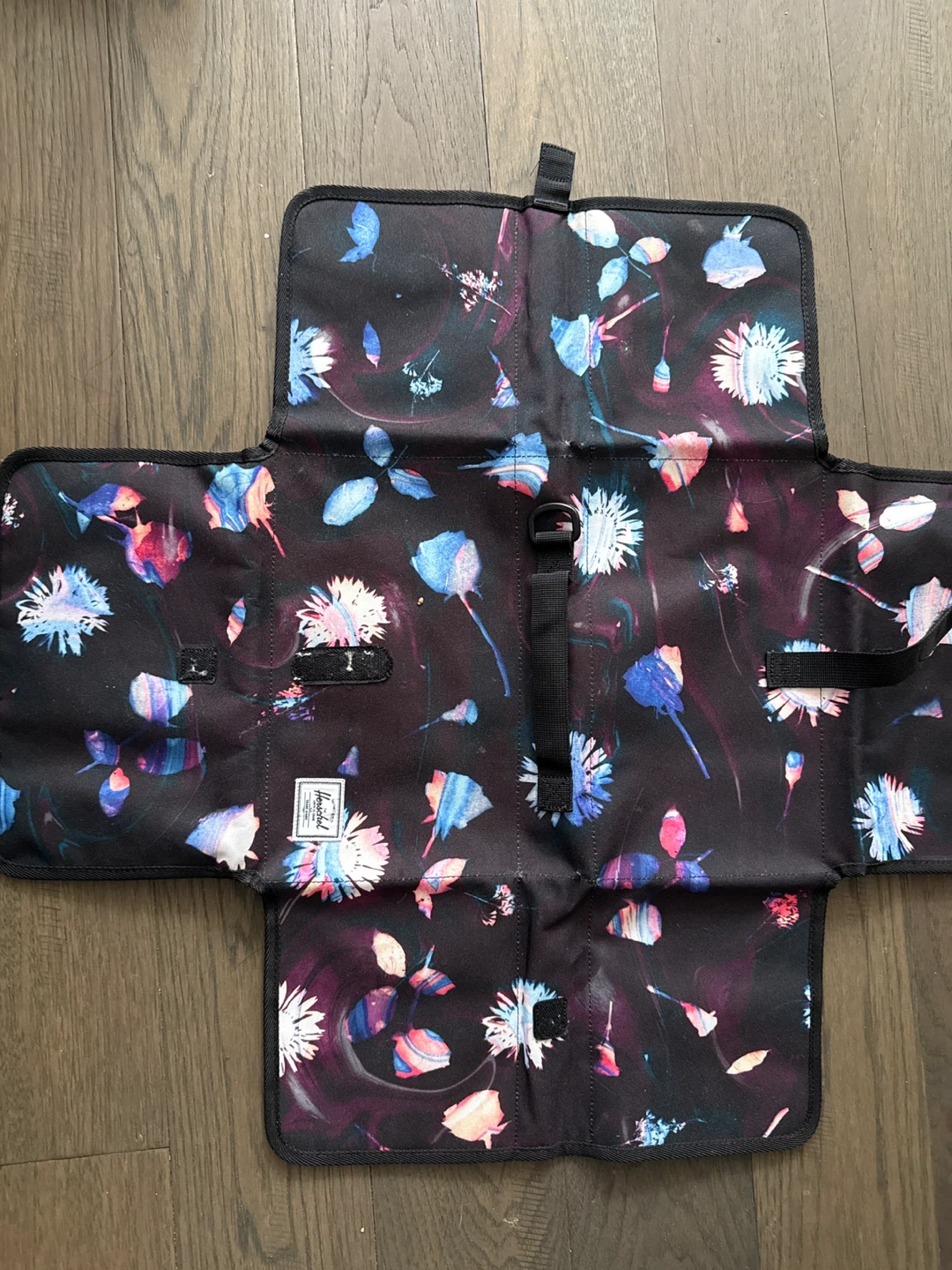 Herschel Changing Pad / Organizer - photo 2