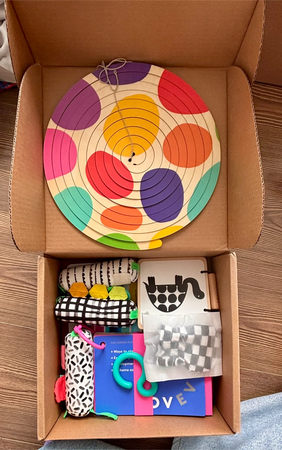 Moving sale! Lovevery The Looker Play Kit 0-2 Months