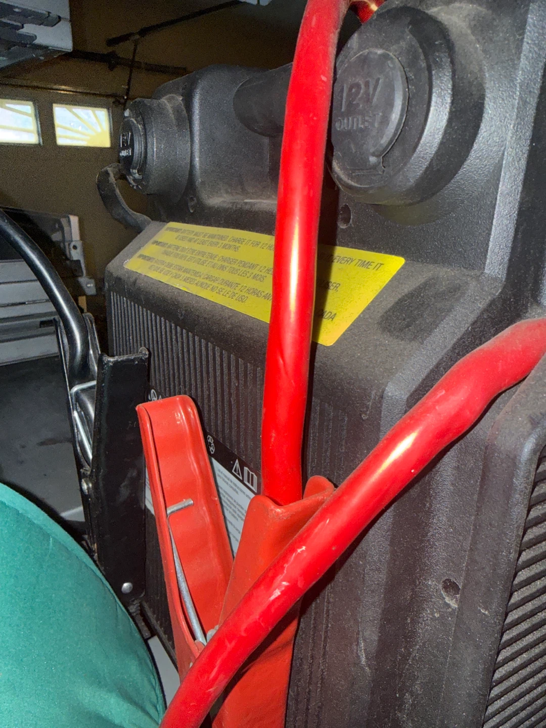KwikSTART 720 Cold Cranking AMPS Jump Starter - photo 2