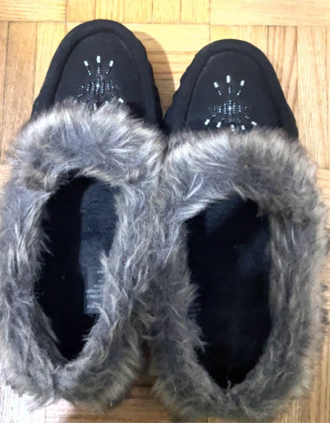 Moccasin shoes