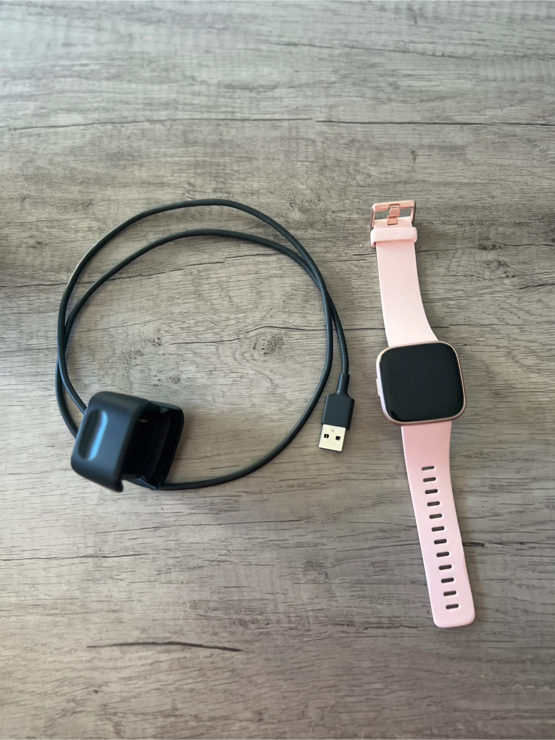 Fitbit Versa 3 Smartwatch - Rose Gold