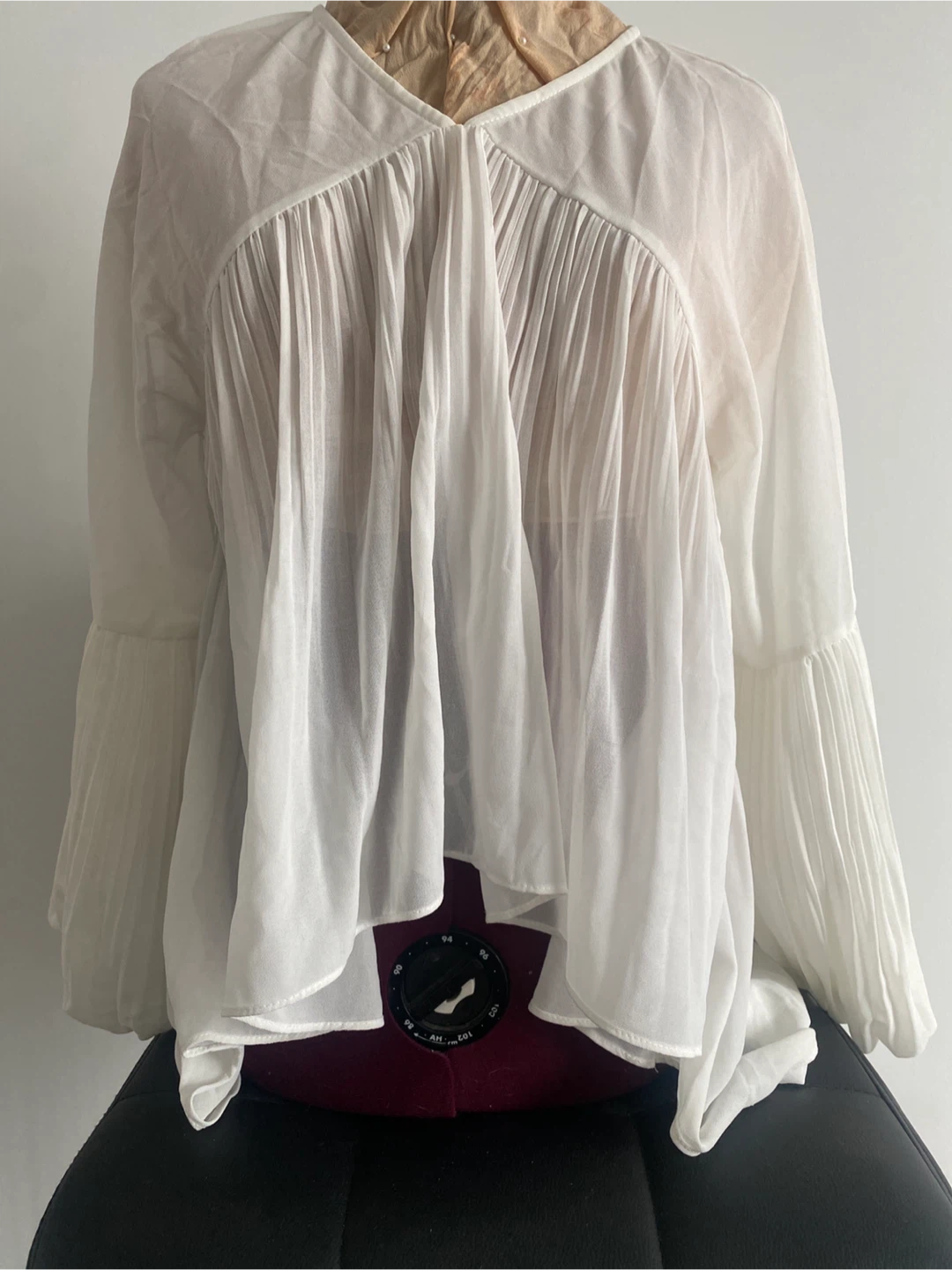 Giorgia & Johns white pleated flowy v-neck blouse