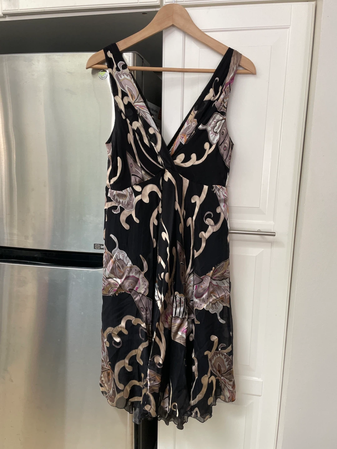 Black Butterfly Print V-Neck Midi Dress