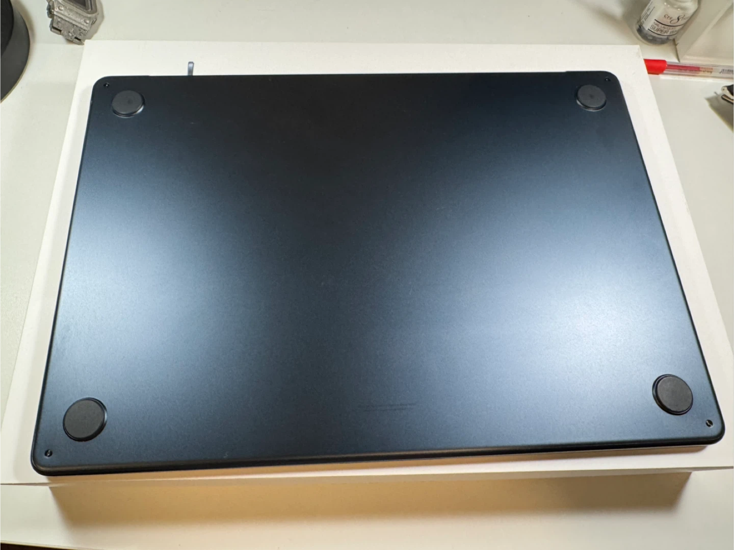 Apple MacBook Air 13-inch M2 8GB RAM 2023 - photo 3