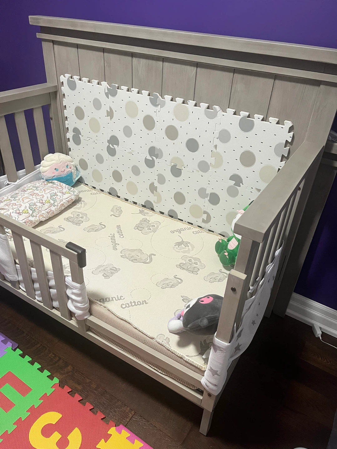 Oxford 4 in 1  crib. - photo 3