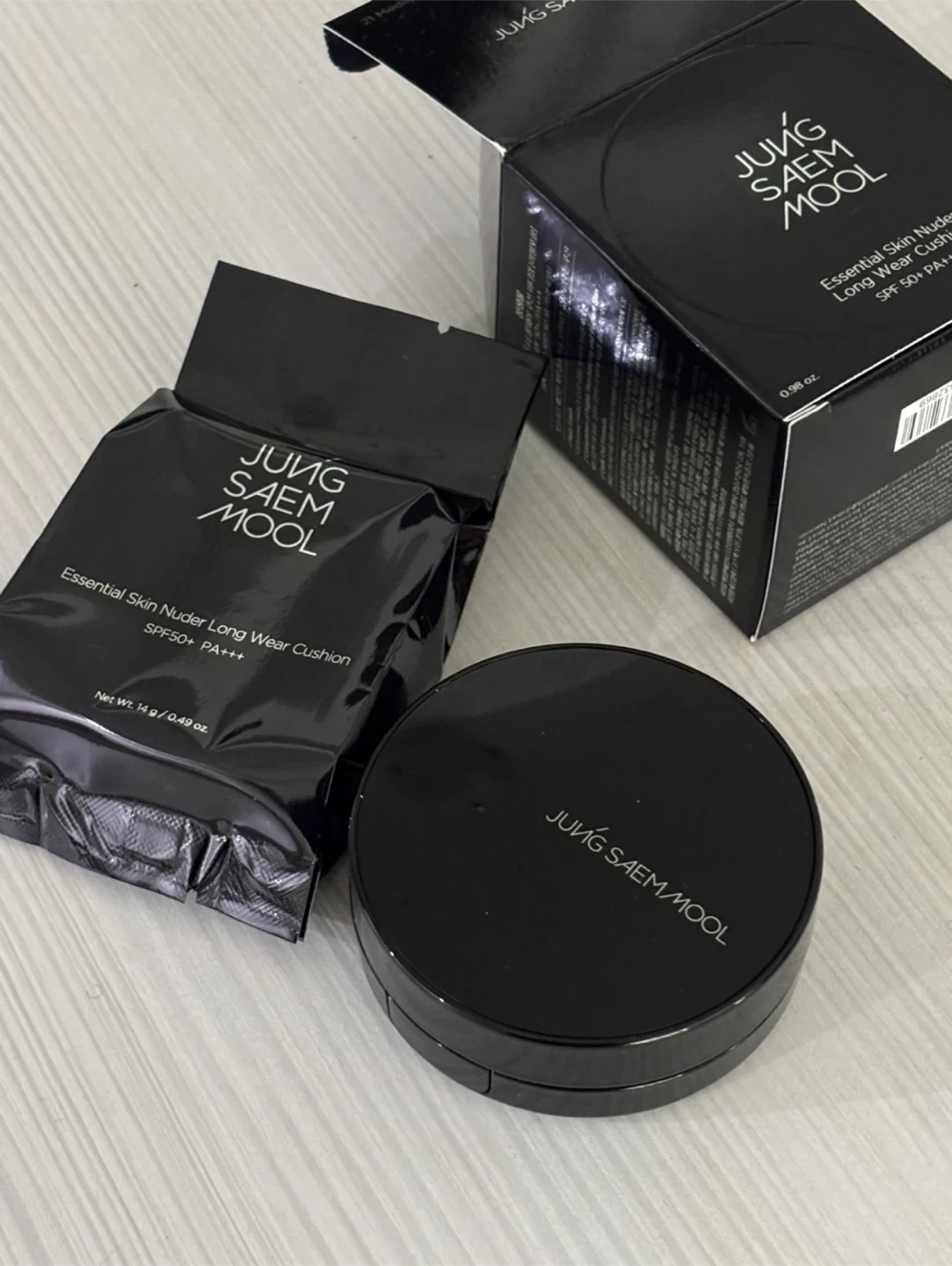 Jung Saem Mool Essential Skin Nuder Cushion SPF 50+ PA+++